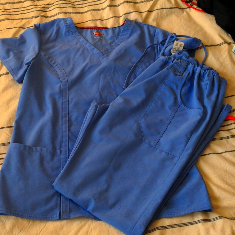 Dickies scrubs